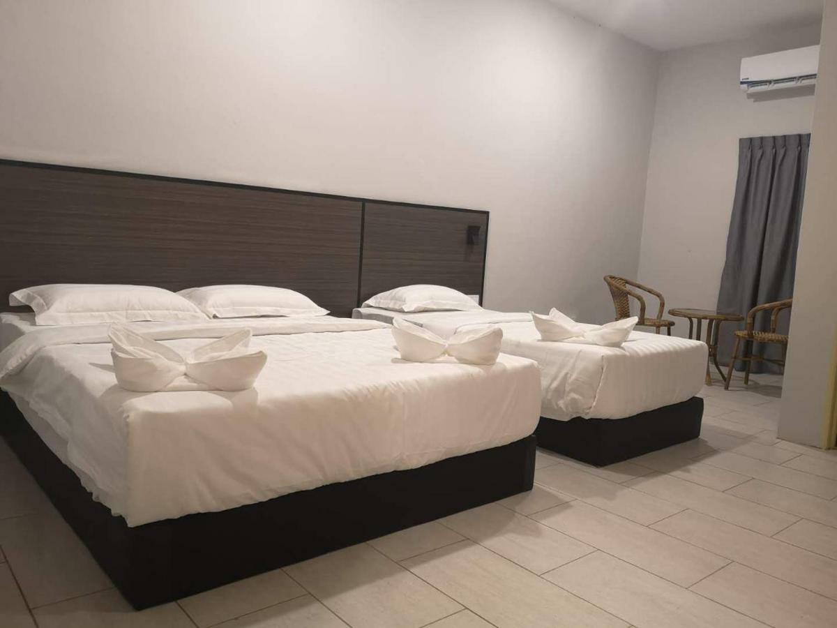 Luna Guesthouse 露娜旅馆 Semporna Exterior foto