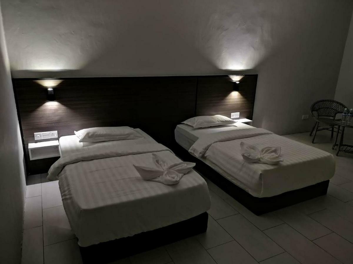 Luna Guesthouse 露娜旅馆 Semporna Exterior foto